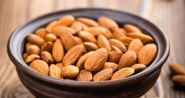 American Almonds – Yummy Superfood  Copy